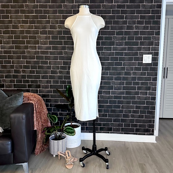 WHITE HALTER MIDI DRESS 🤍 - Picture 4 of 12